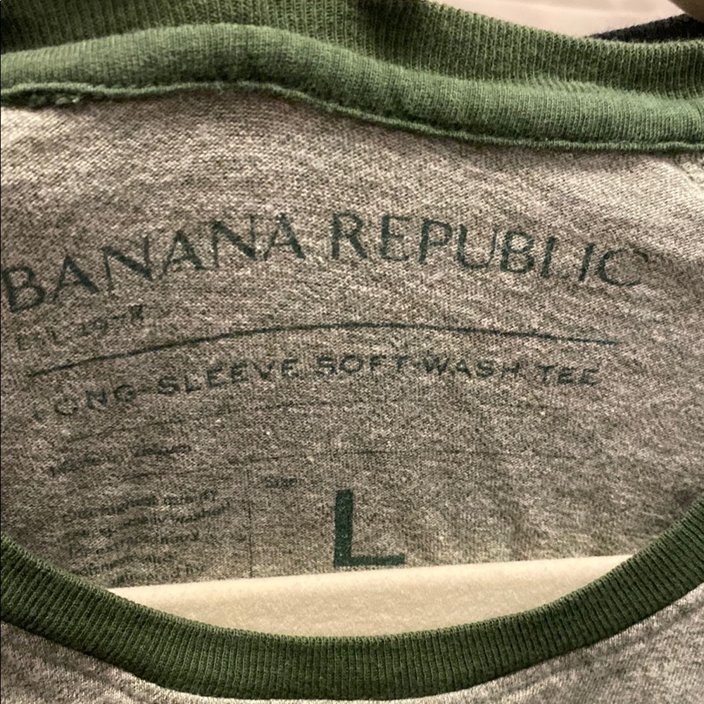 Banana Republic Green and Gray Long Sleeve Tees Super Soft sz L Set of 2 - Picture 10 of 11